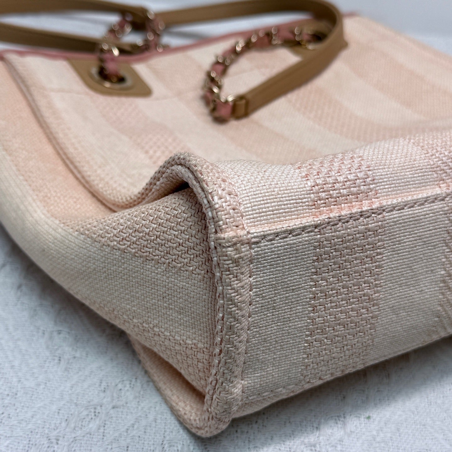 Chanel - Beach Tote - Canvas - Pink - (medium)
