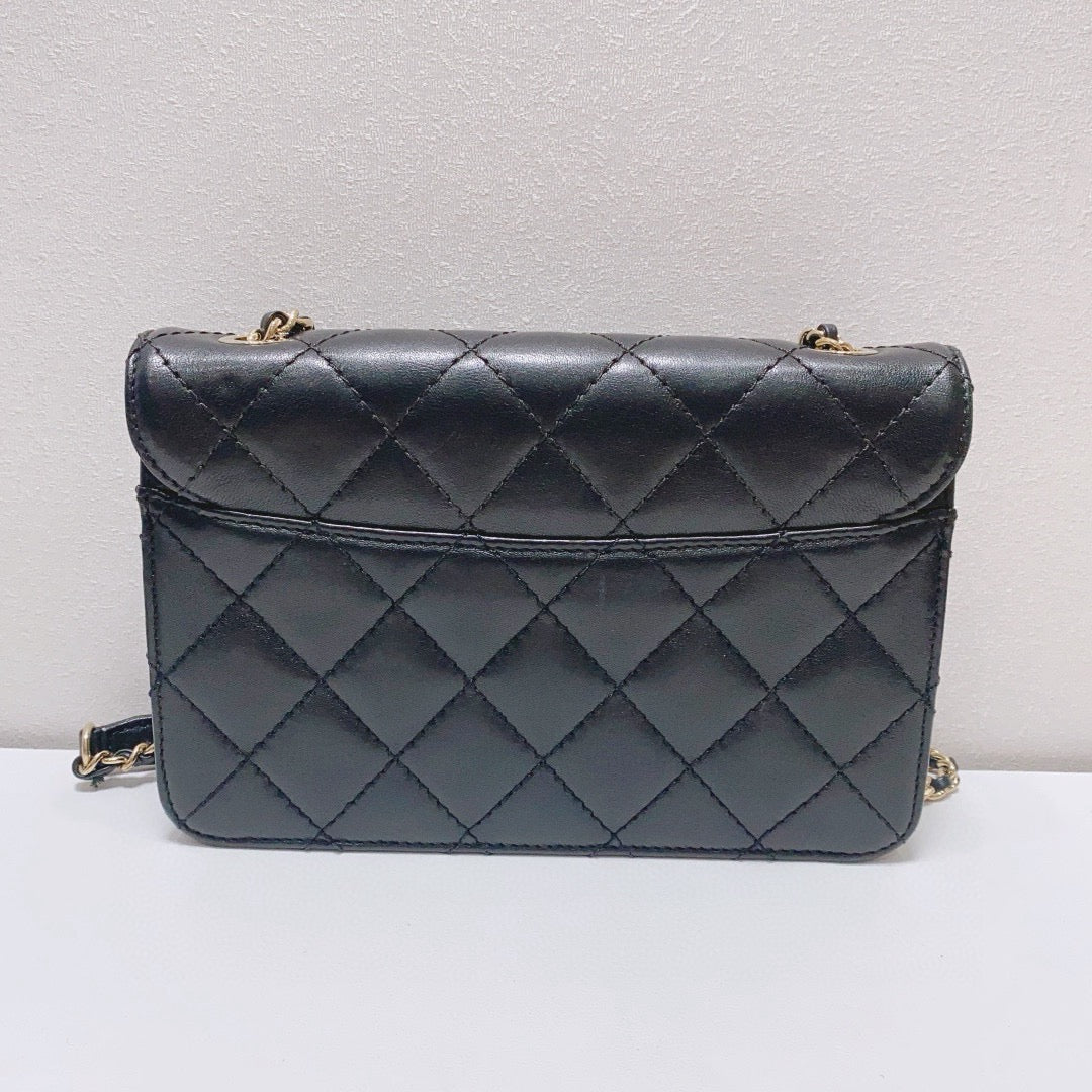 Chanel - Beauty Lock Flap Bag - Lambskin leather - Black with Gold-Tone Hardware - (mini)
