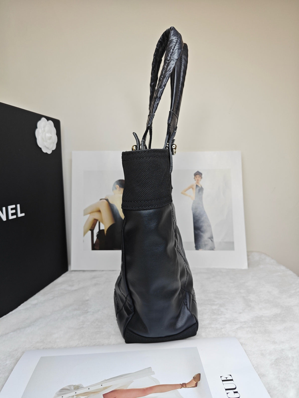 Chanel - Biarritz PM - Leather - Black - (small)