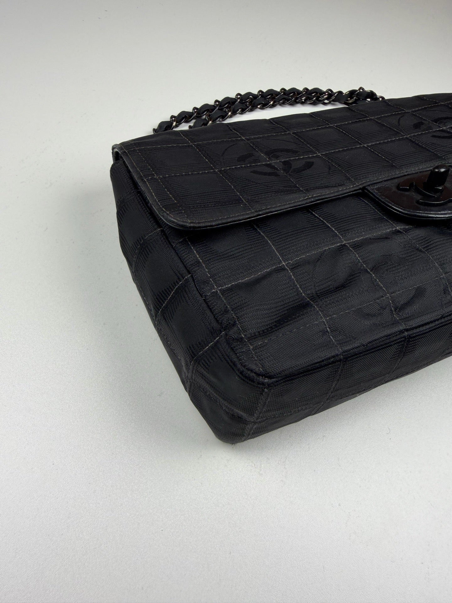 Chanel - Biscotti - Fabric - Black - (medium)