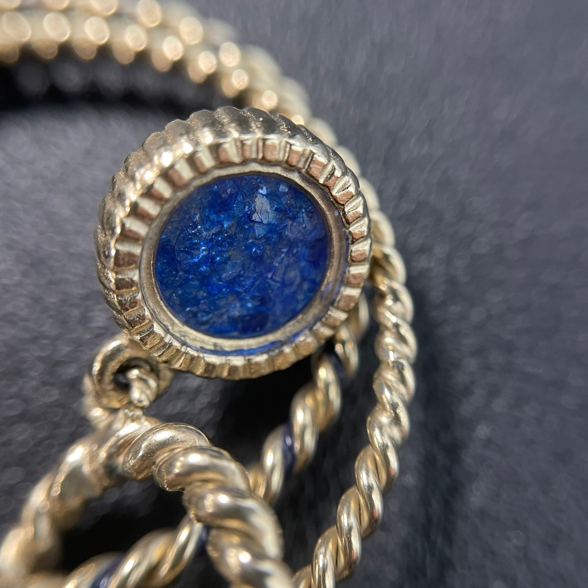 Chanel - Blue Starry Sky 19C - Gold-tone base metal; composition of the blue decorative elements is unconfirmed. - Multicolour