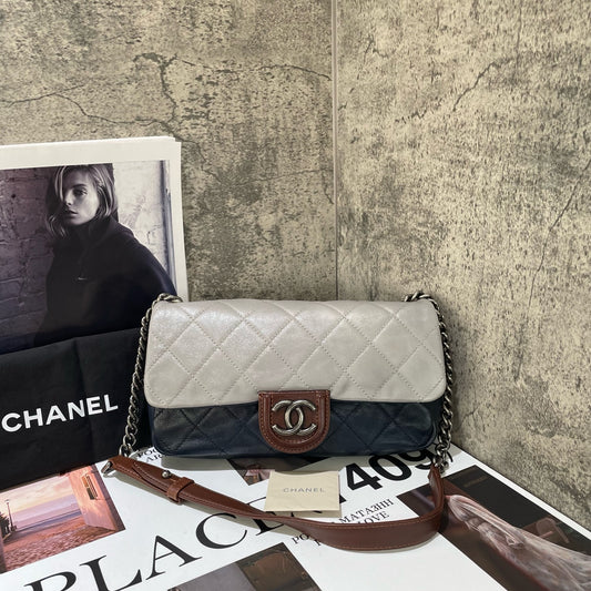 Chanel - Bombay CF Flap Bag - Calfskin leather - Multicolour - (Medium)
