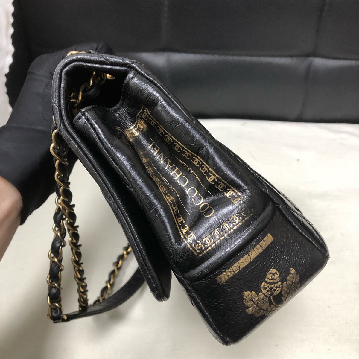 Chanel - Bombay CF - Leather - Black - (medium)