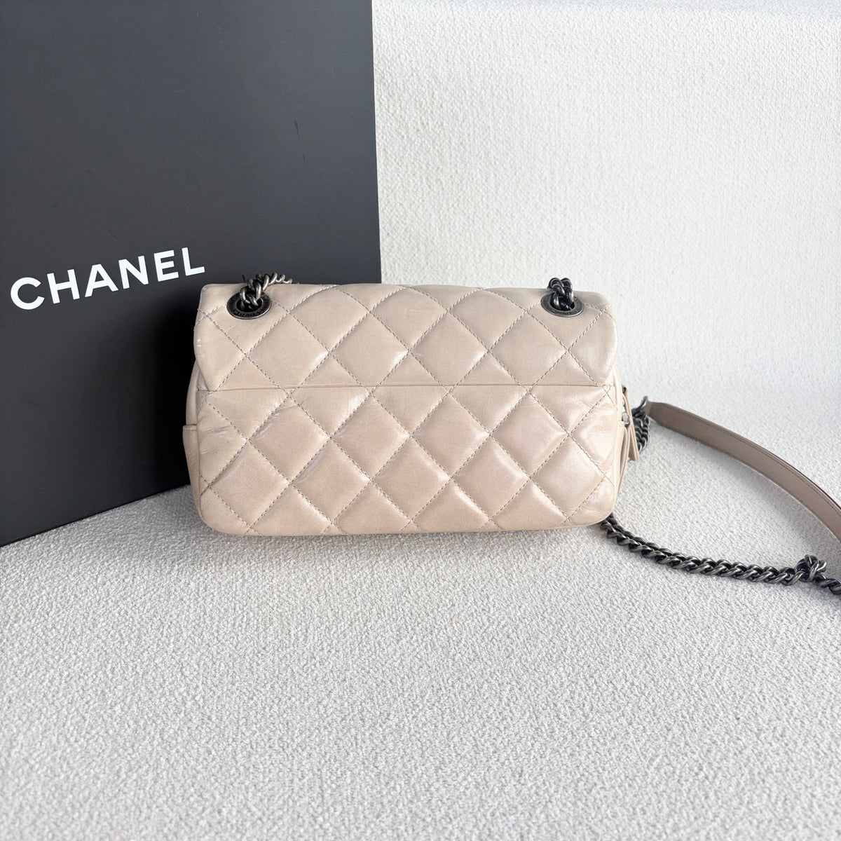 Chanel - Bombay - Leather - Beige - (small)