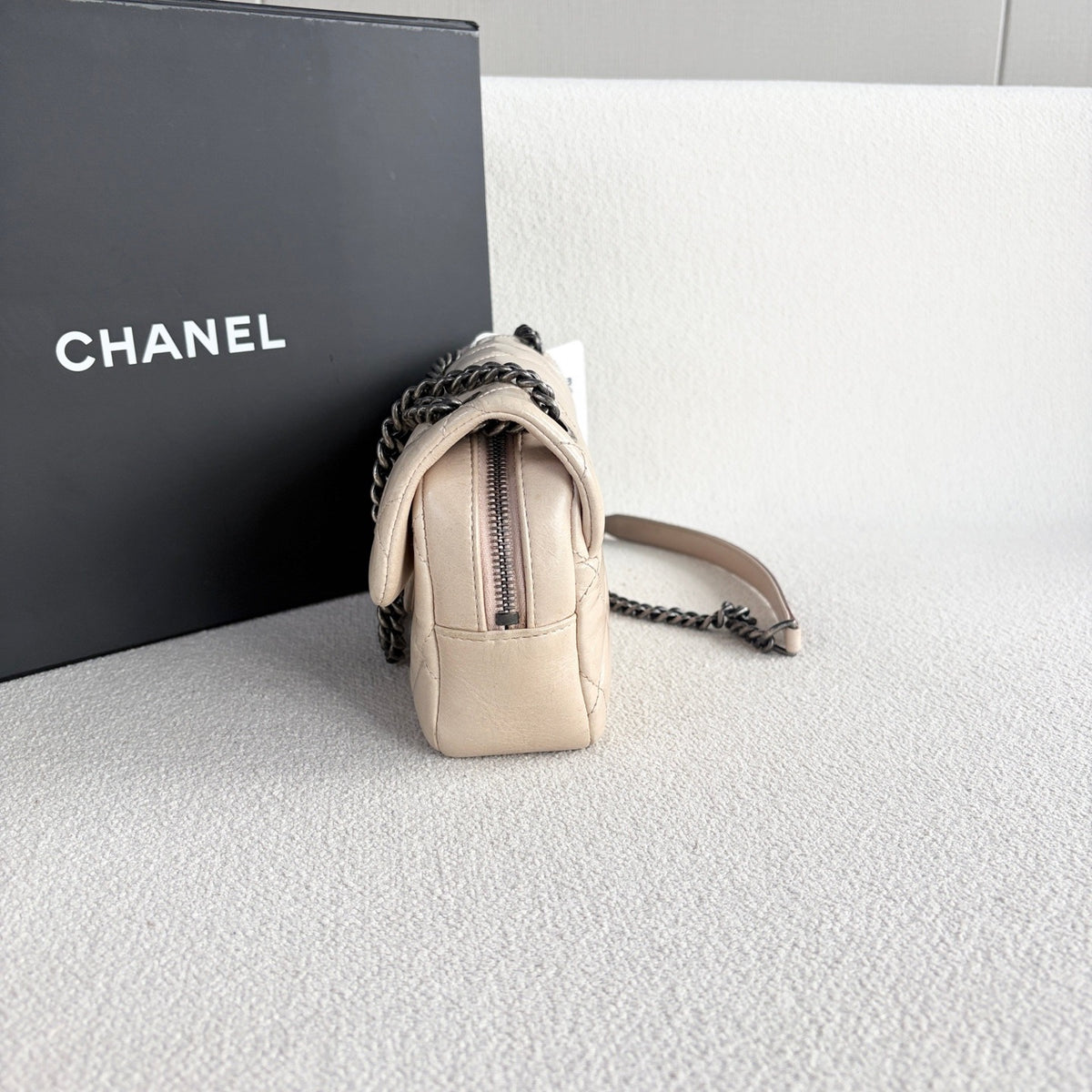 Chanel - Bombay - Leather - Beige - (small)