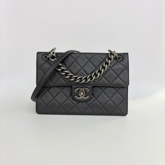 Chanel - Bombay - Leather - Black - (large)