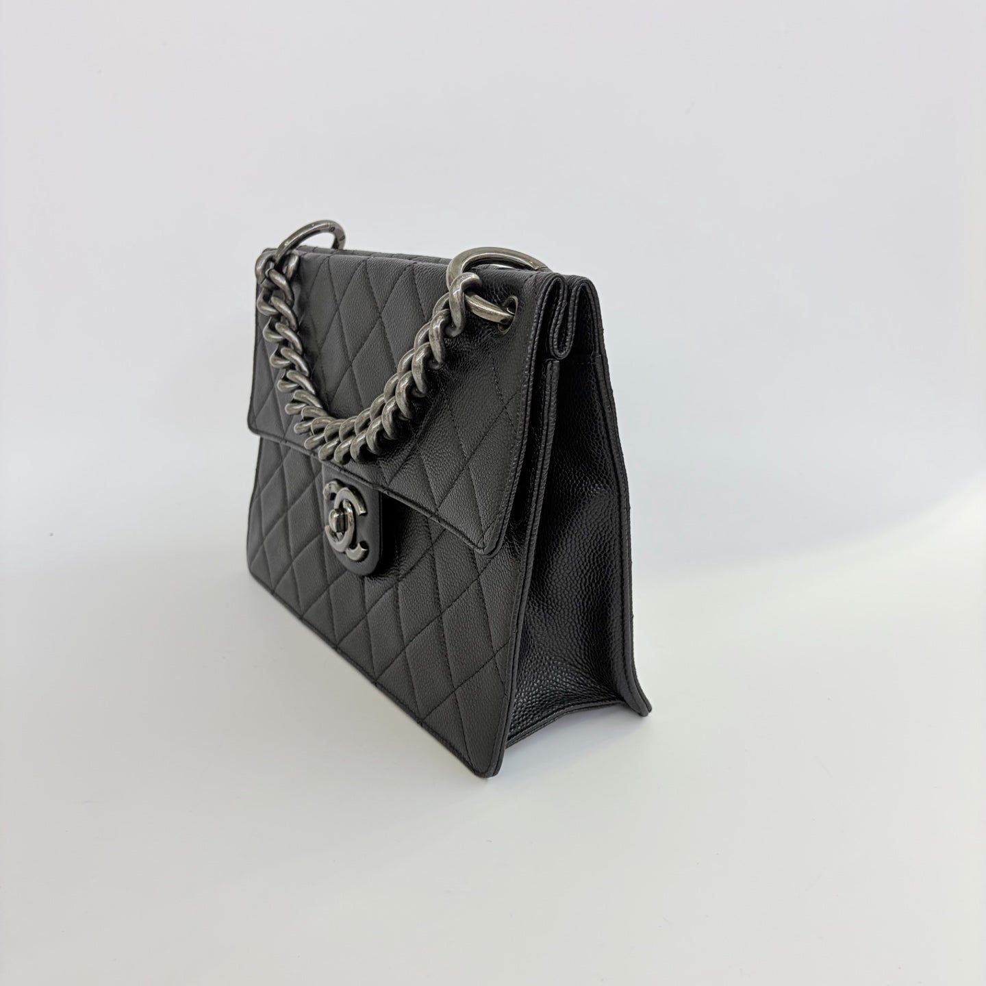 Chanel - Bombay - Leather - Black - (large)
