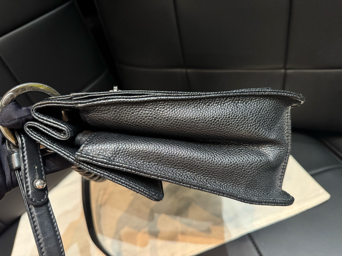 Chanel - Bombay - Leather - Black - (medium)