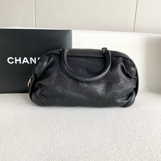 Chanel - Boston Bag - Leather - Black - (medium)