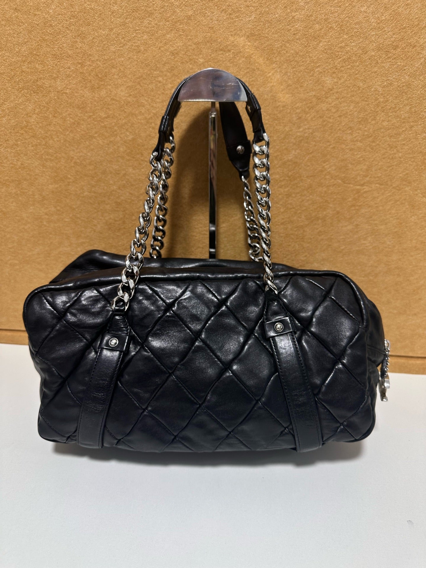 Chanel - Bowling bag - Leather - Black - (Other)