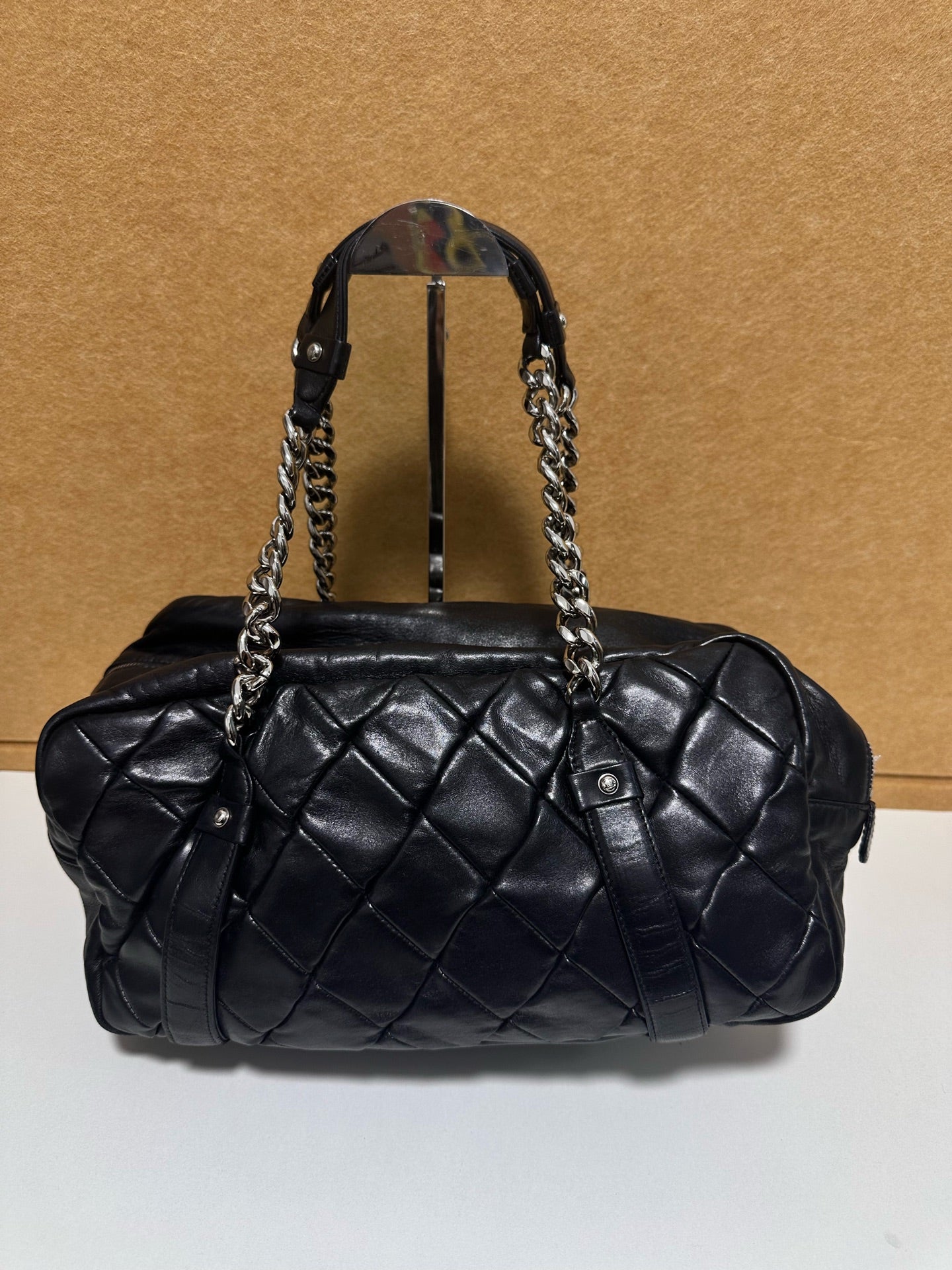 Chanel - Bowling bag - Leather - Black - (Other)