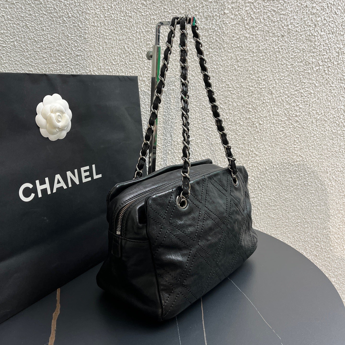 Chanel - Bowling bag - Leather - Black - (Other)