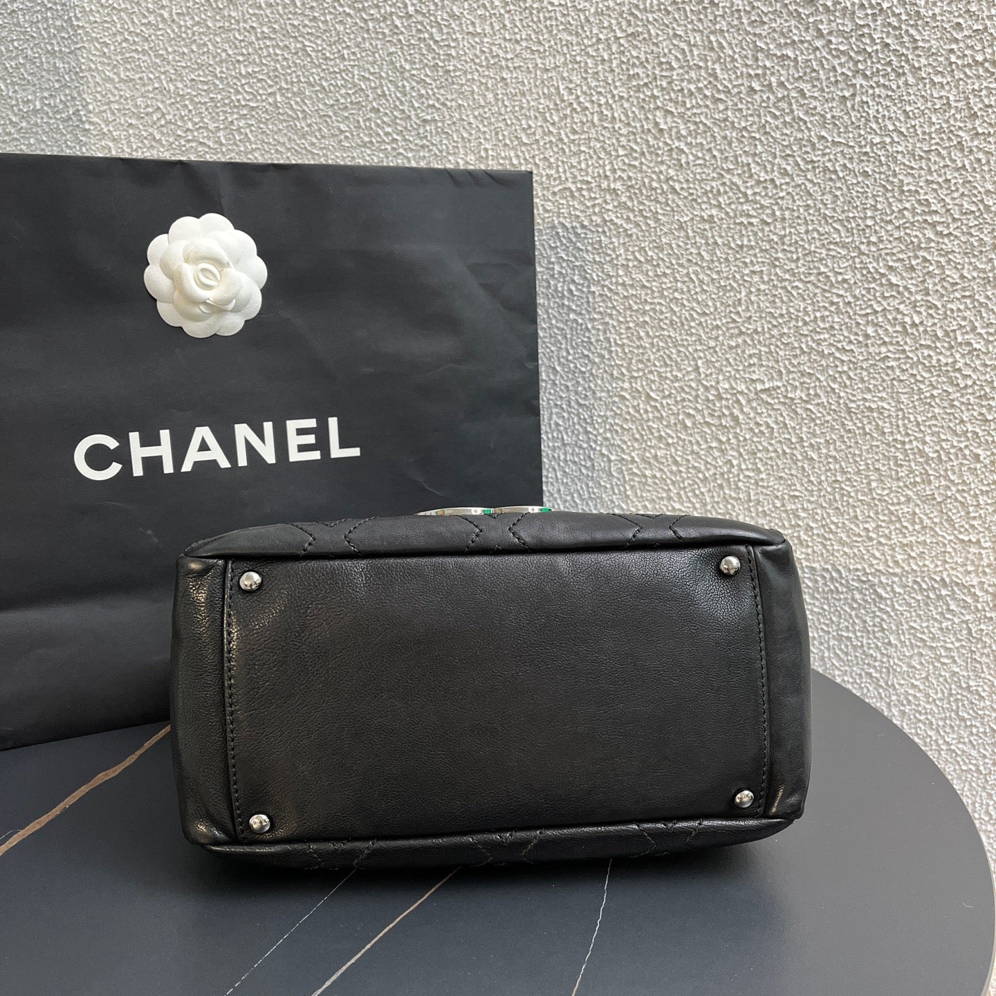 Chanel - Bowling bag - Leather - Black - (Other)