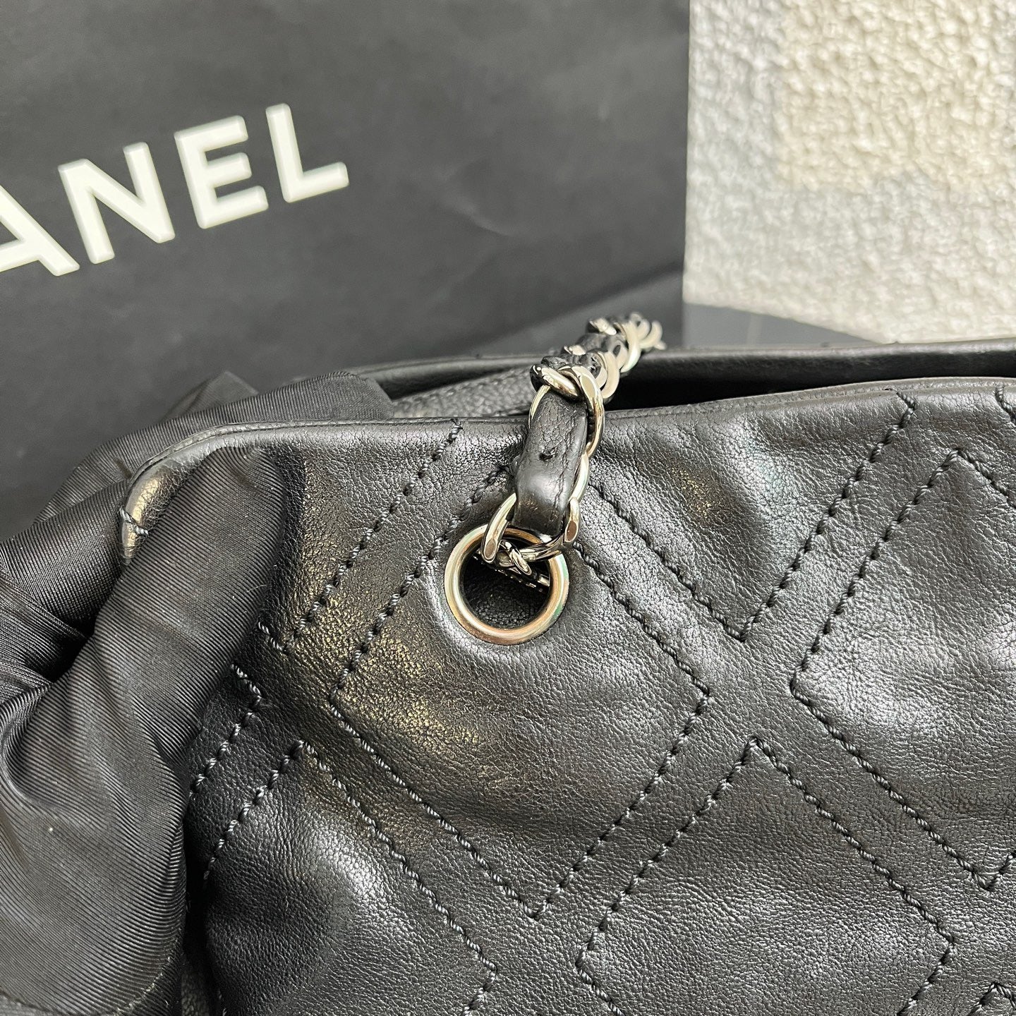 Chanel - Bowling bag - Leather - Black - (Other)