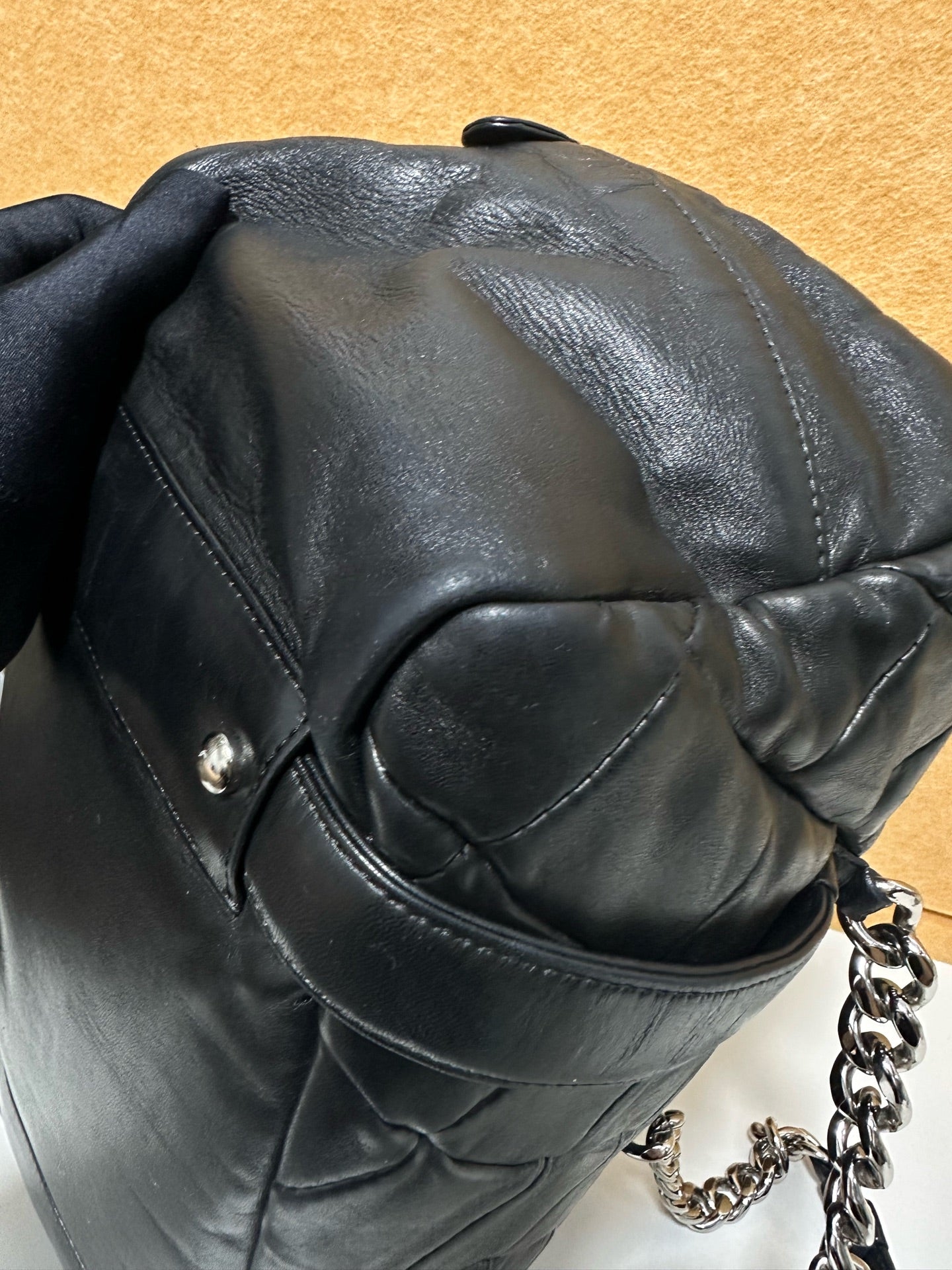 Chanel - Bowling bag - Leather - Black - (Other)