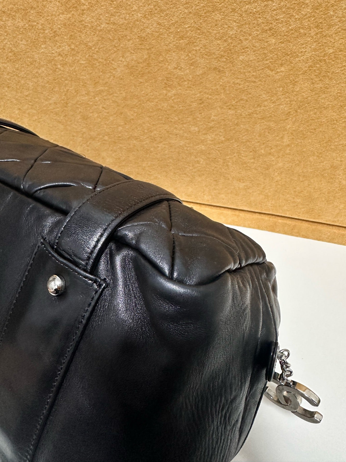 Chanel - Bowling bag - Leather - Black - (Other)