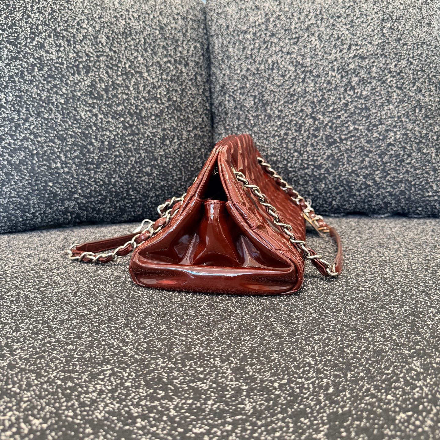 Chanel - Bowling Bag - Patent leather - Burgundy - (medium)