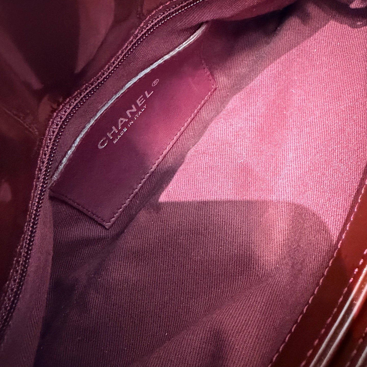 Chanel - Bowling Bag - Patent leather - Burgundy - (medium)