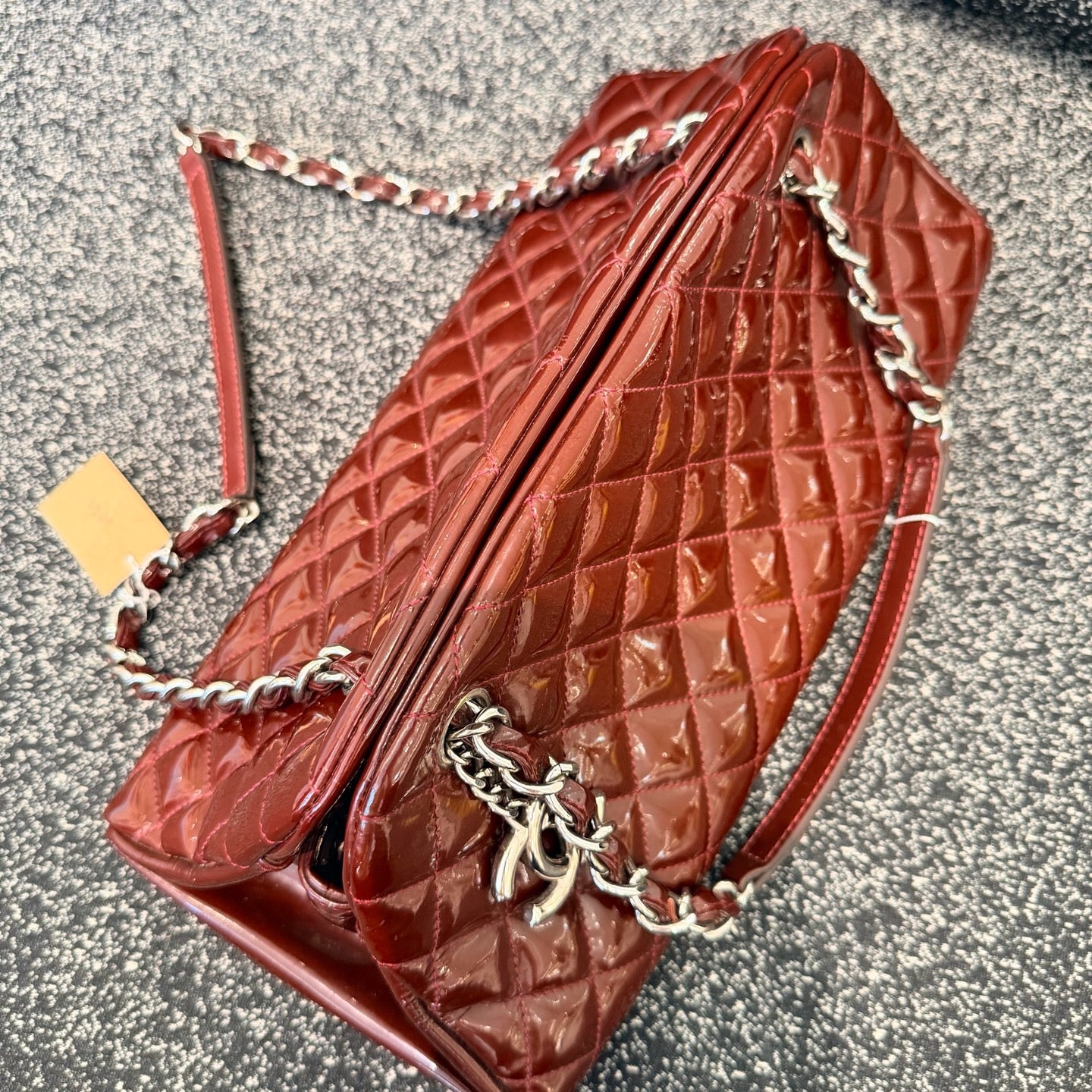 Chanel - Bowling Bag - Patent leather - Burgundy - (medium)