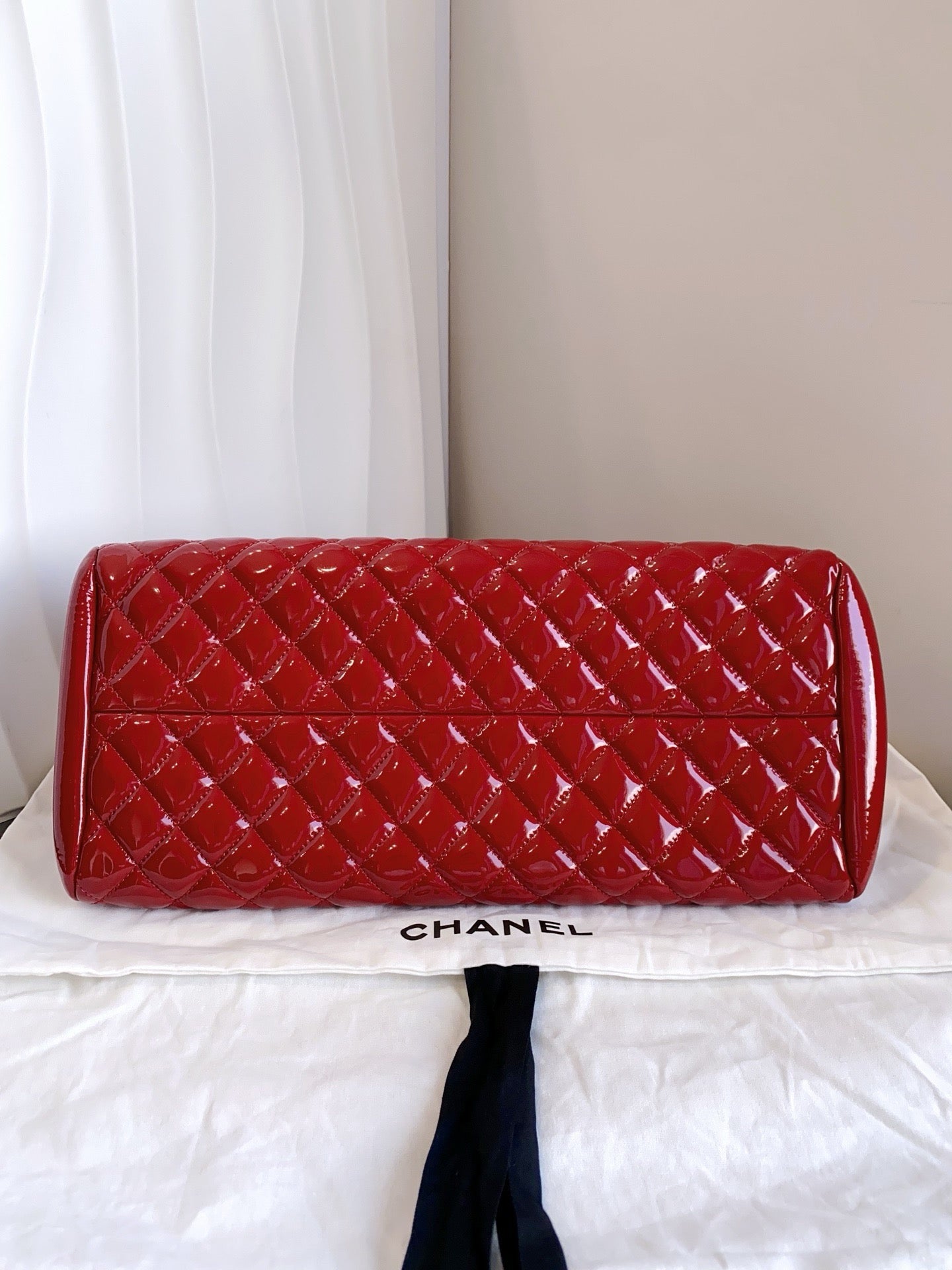 Chanel - Bowling Bag - Patent leather - Red - (medium)