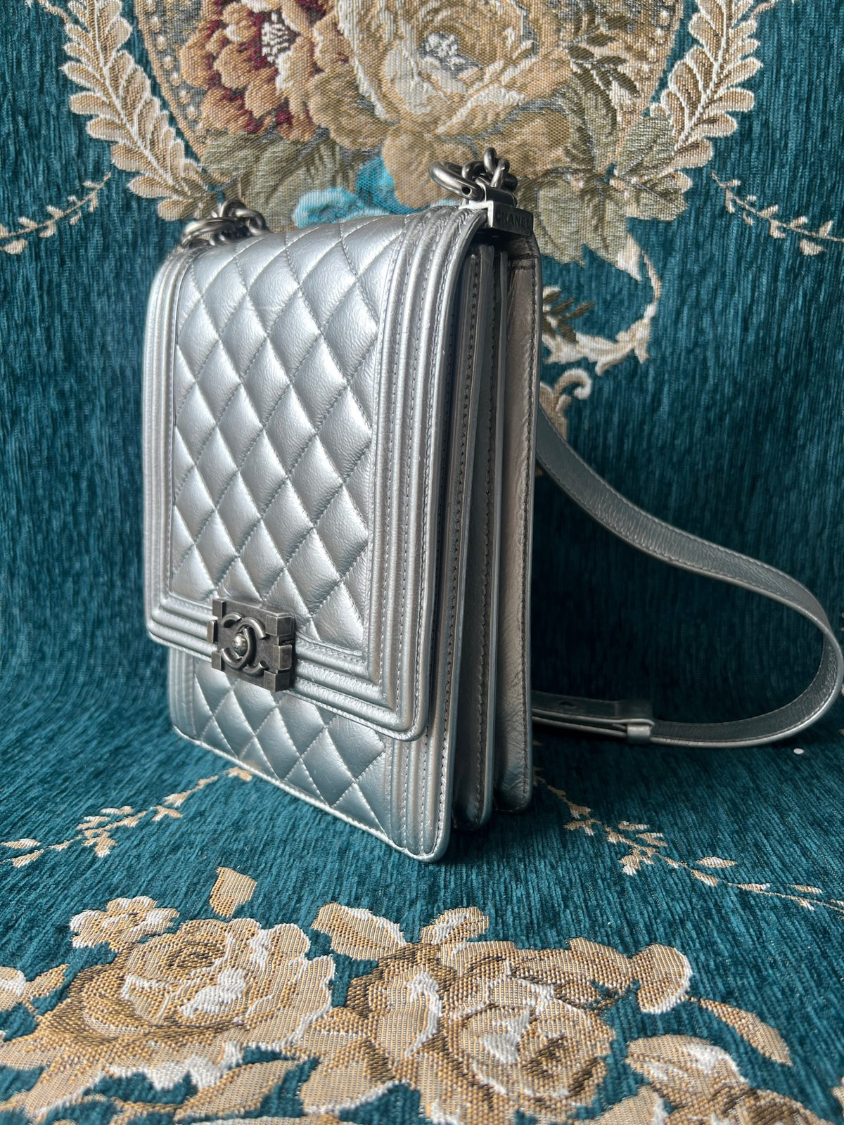 Chanel - Boy 26 - Leather - Silver - (small)