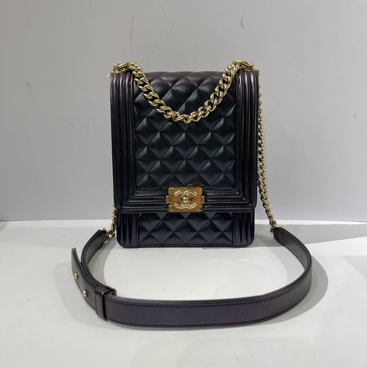 Chanel - Boy Bag - Calfskin leather - Iridescent Black with Gold-Tone Hardware - (Mini)