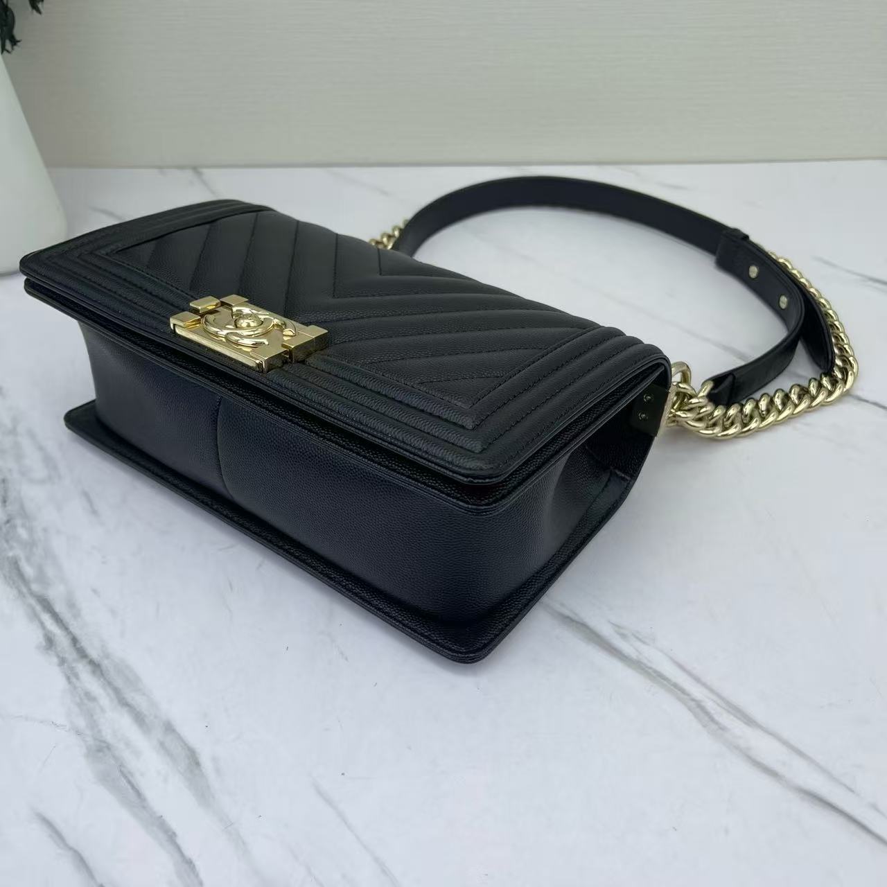 Chanel - Boy Bag - Caviar calfskin leather - Black with Gold-Tone Hardware - (Medium)
