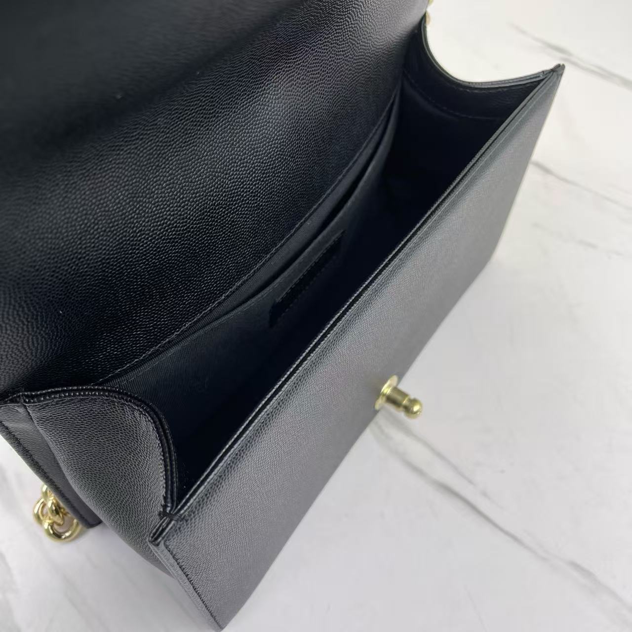 Chanel - Boy Bag - Caviar calfskin leather - Black with Gold-Tone Hardware - (Medium)