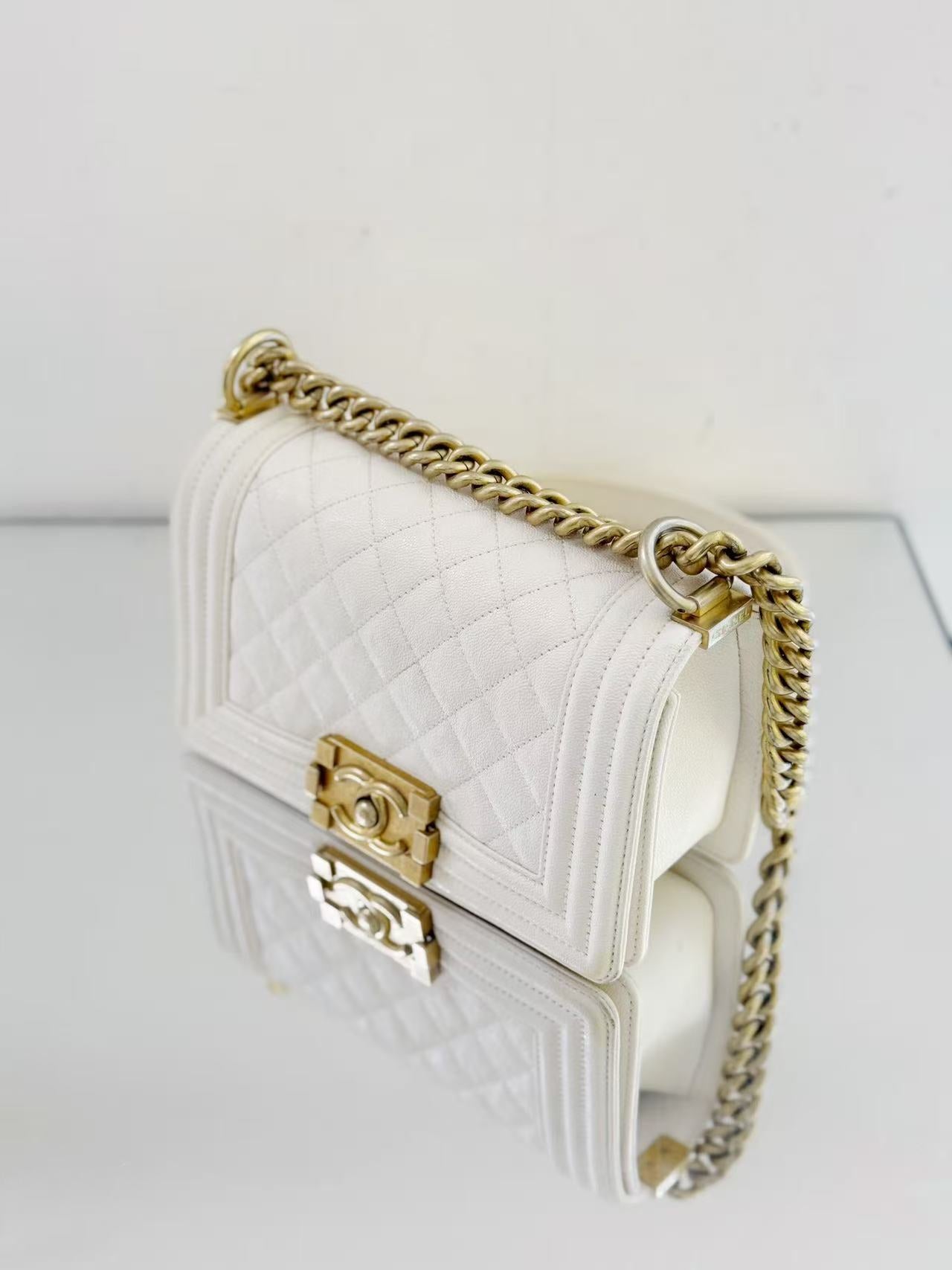 Chanel - Boy Bag - Caviar calfskin leather - White - (Small)