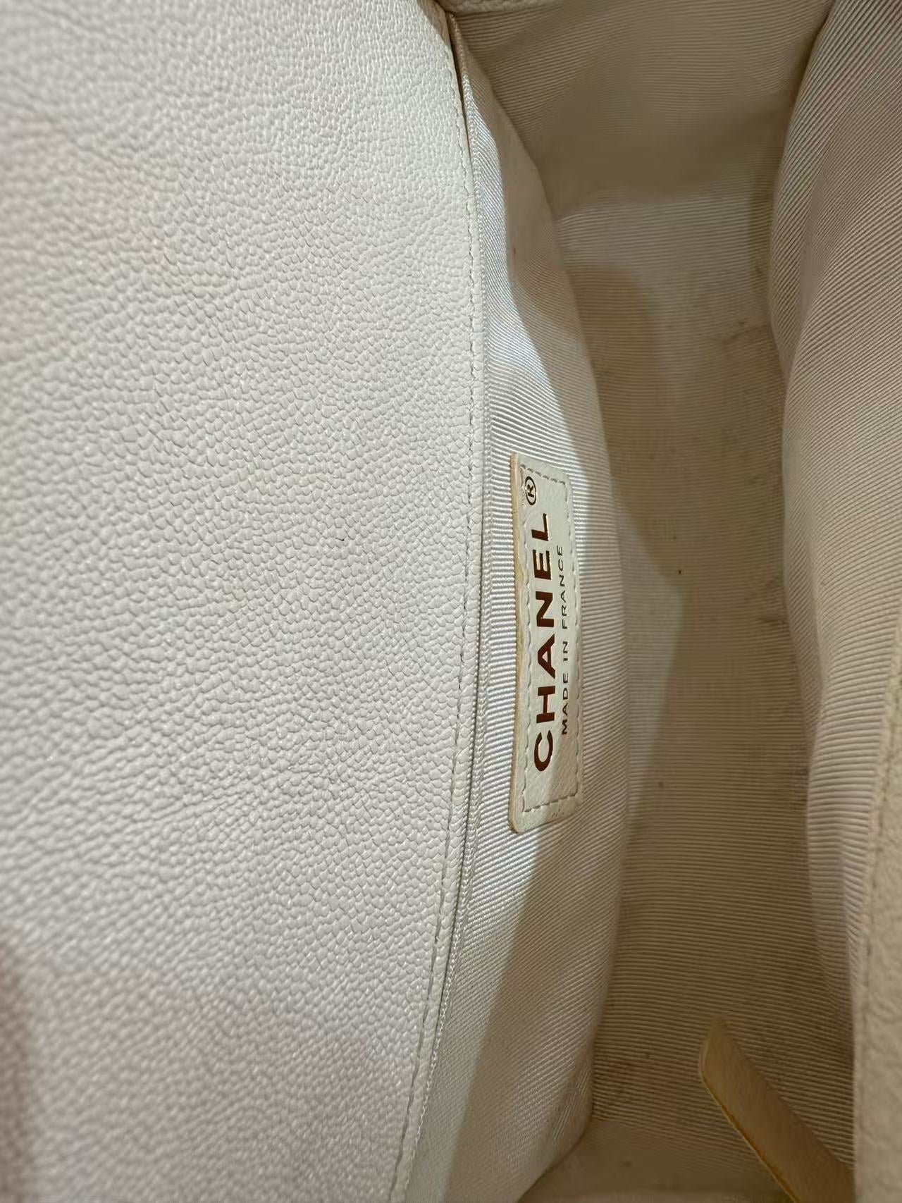 Chanel - Boy Bag - Caviar calfskin leather - White - (Small)