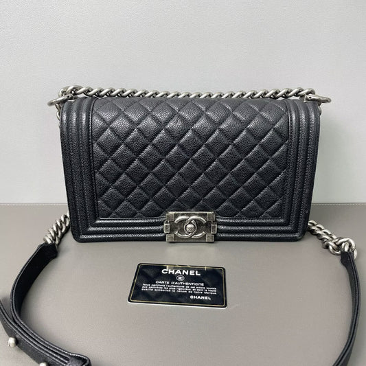 Chanel - Boy Bag - Caviar leather - Black - (Small)
