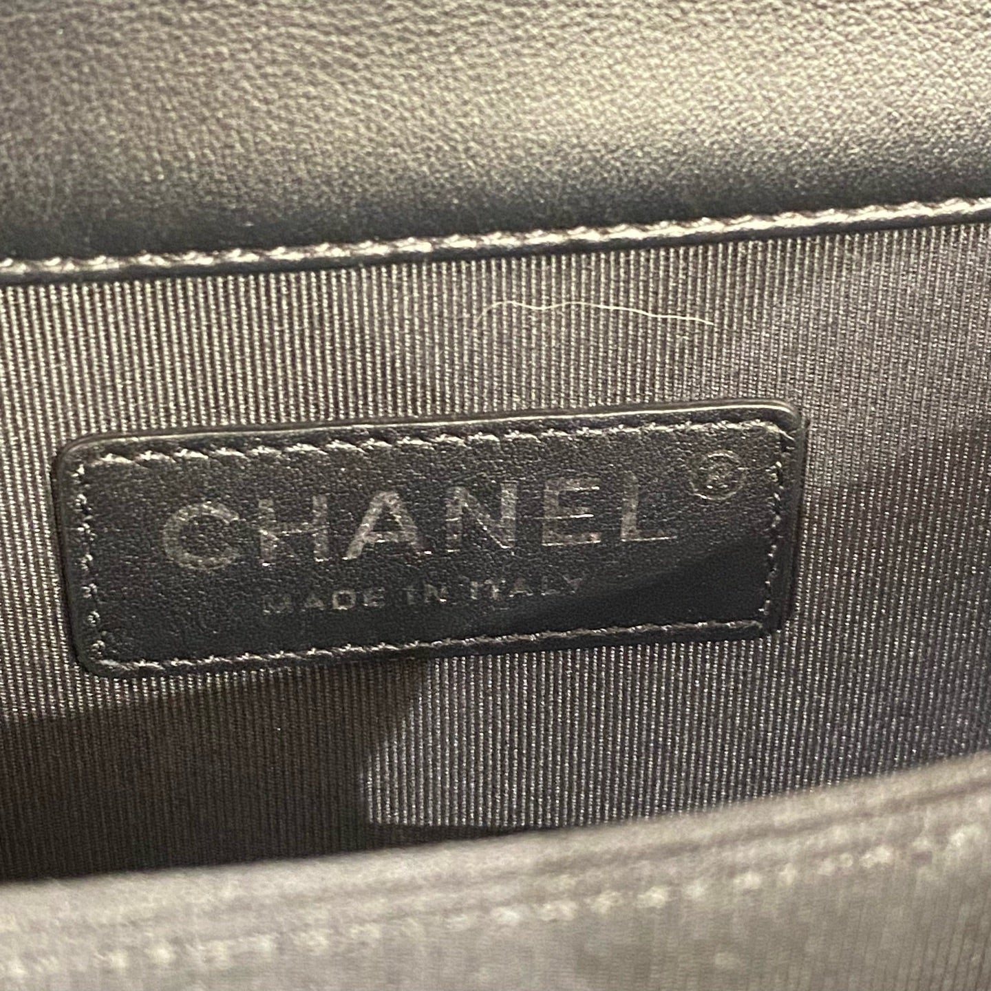 Chanel - Boy Bag - Lambskin leather - Black - (Medium)