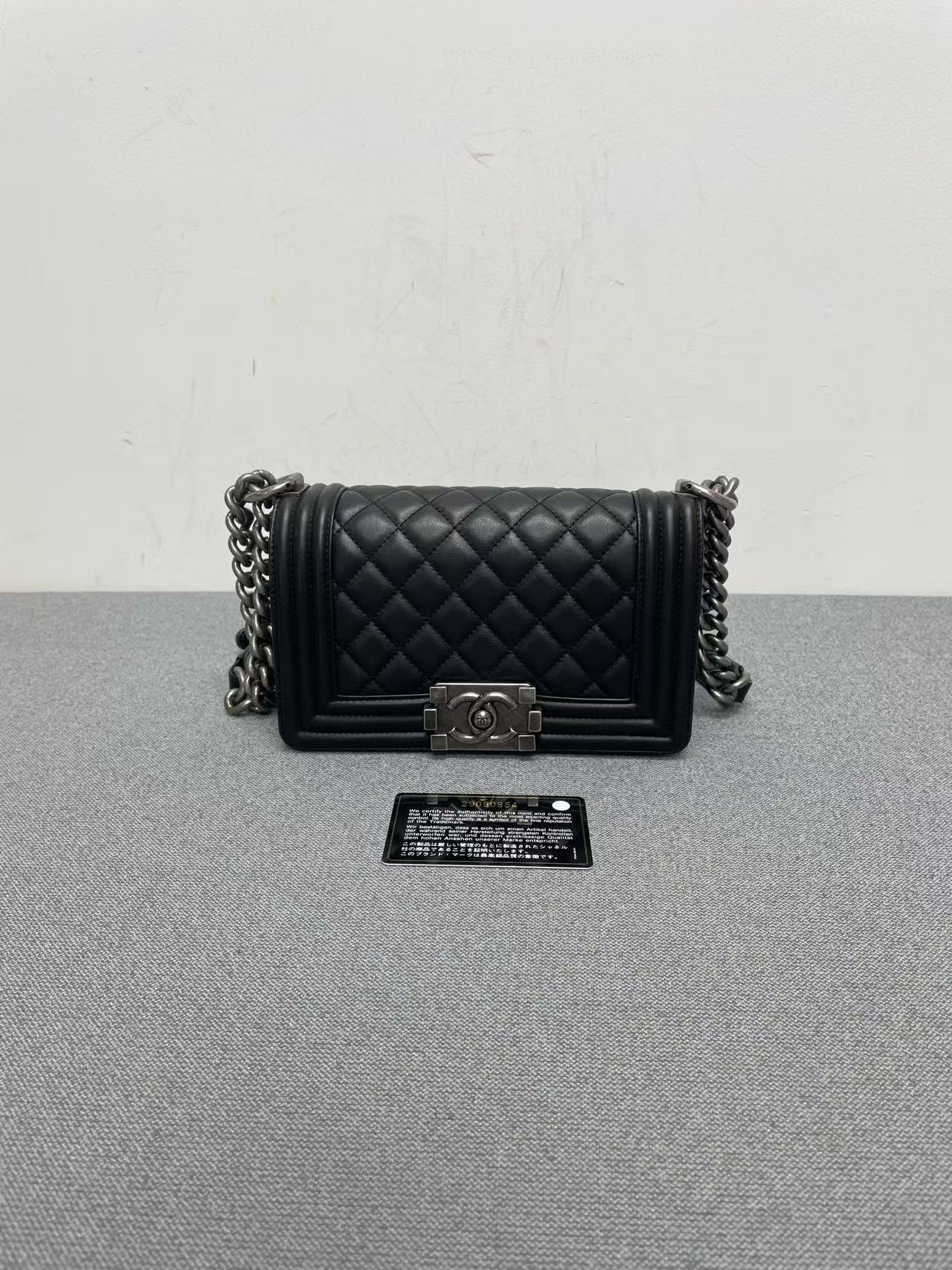 Chanel - Boy Bag - Lambskin leather - Black with Silver-Tone Hardware - (Small)
