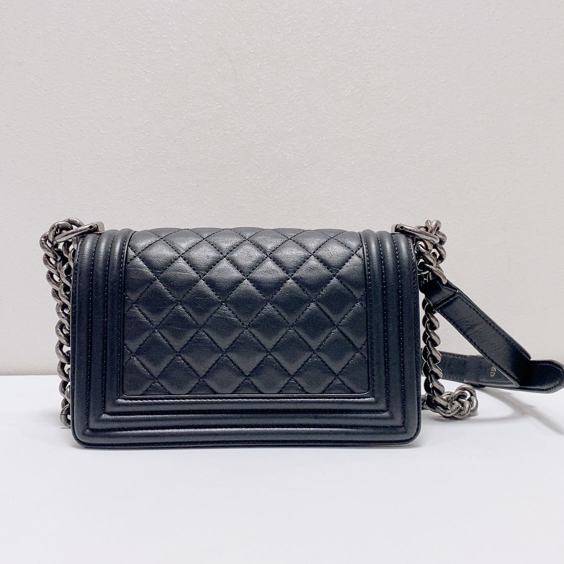 Chanel - Boy bag - Leather - Black - (Small)