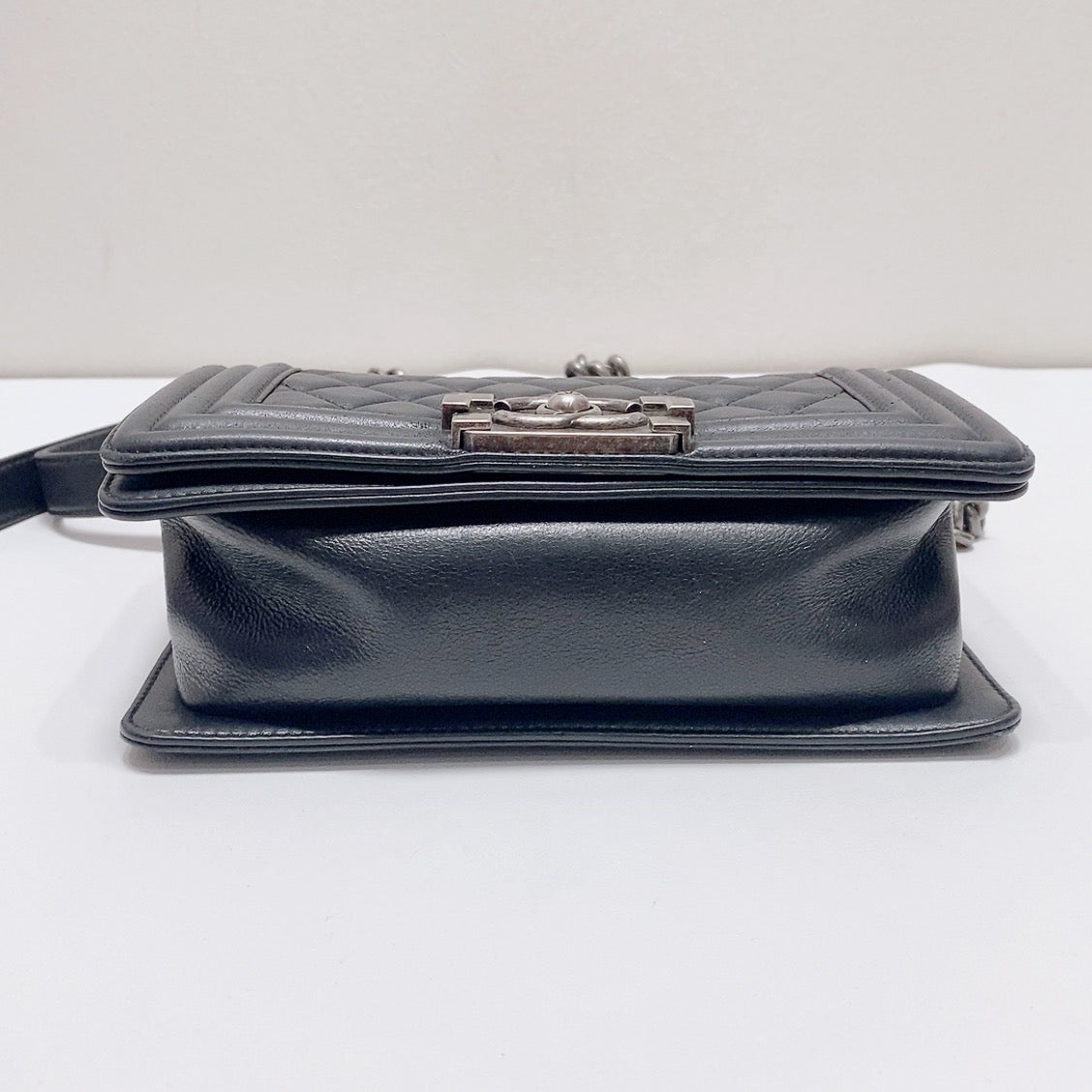 Chanel - Boy bag - Leather - Black - (Small)