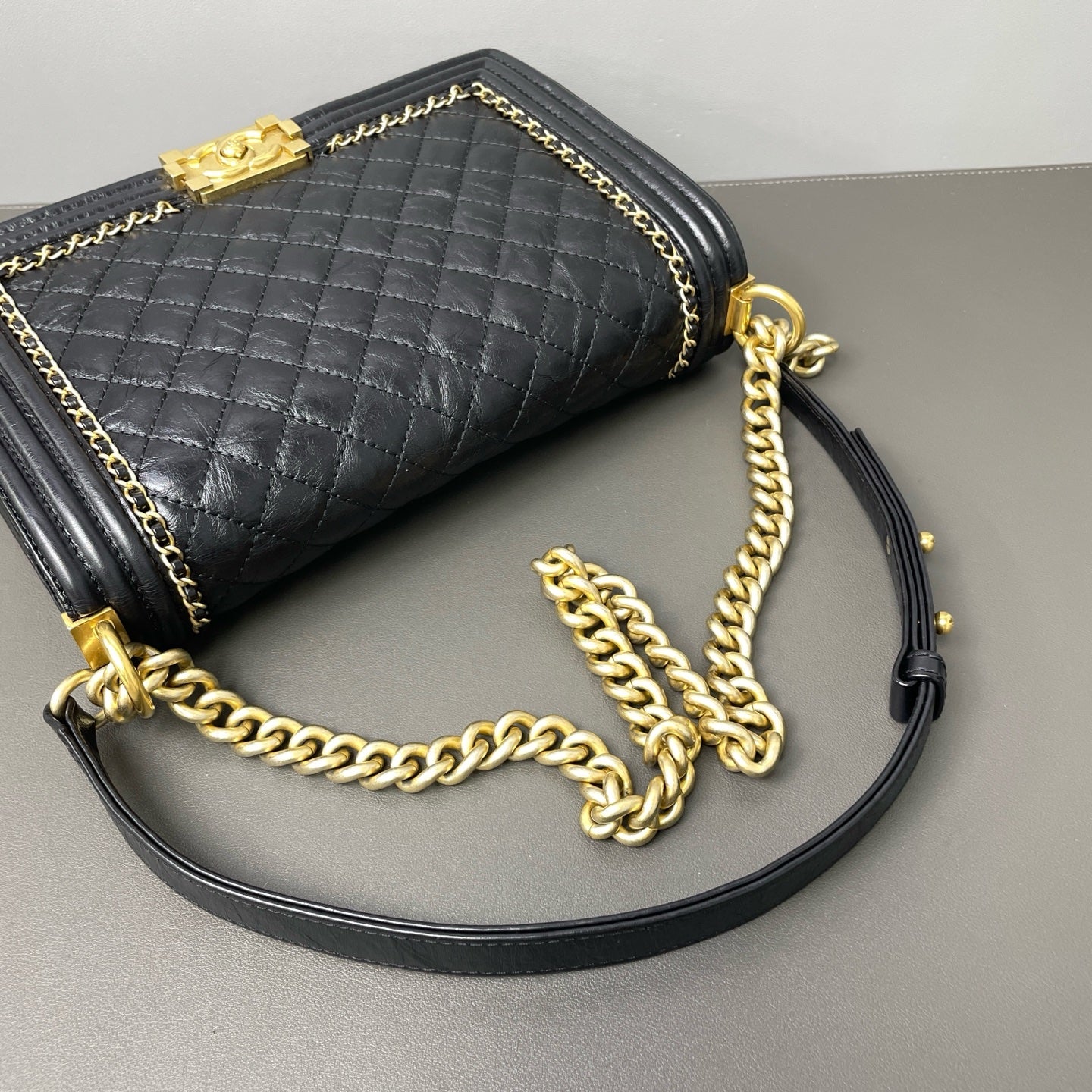 Chanel - Boy Bag - Leather - Black - (small)