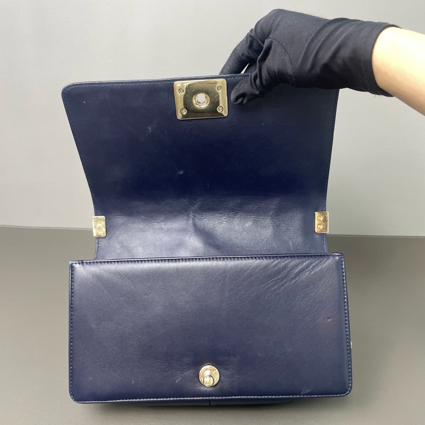 Chanel - Boy Bag - Leather - Blue - (Medium)