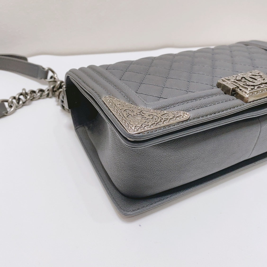 Chanel - Boy Bag - Leather - Grey - (medium)