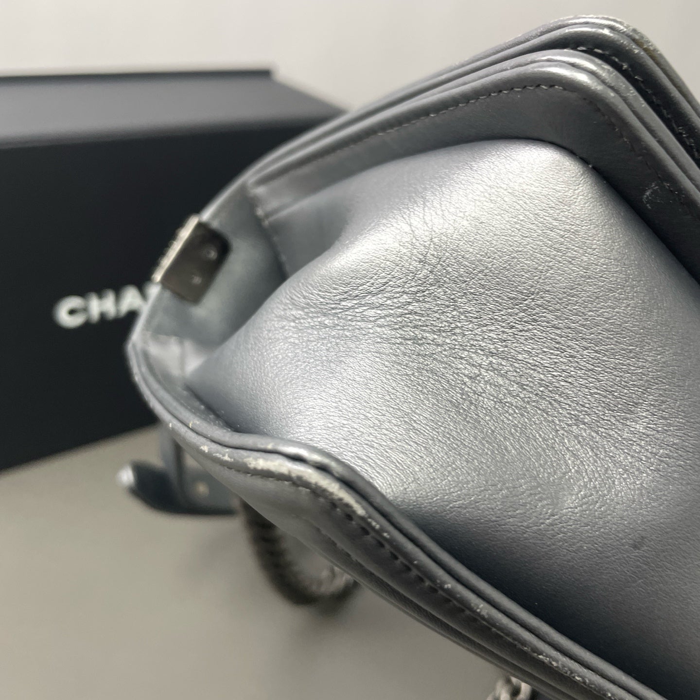 Chanel - Boy Bag - Leather - Silver - (Small)