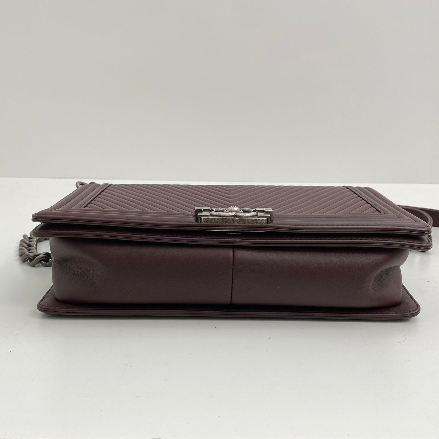 Chanel - Boy - Calfskin leather - Burgundy - (small)