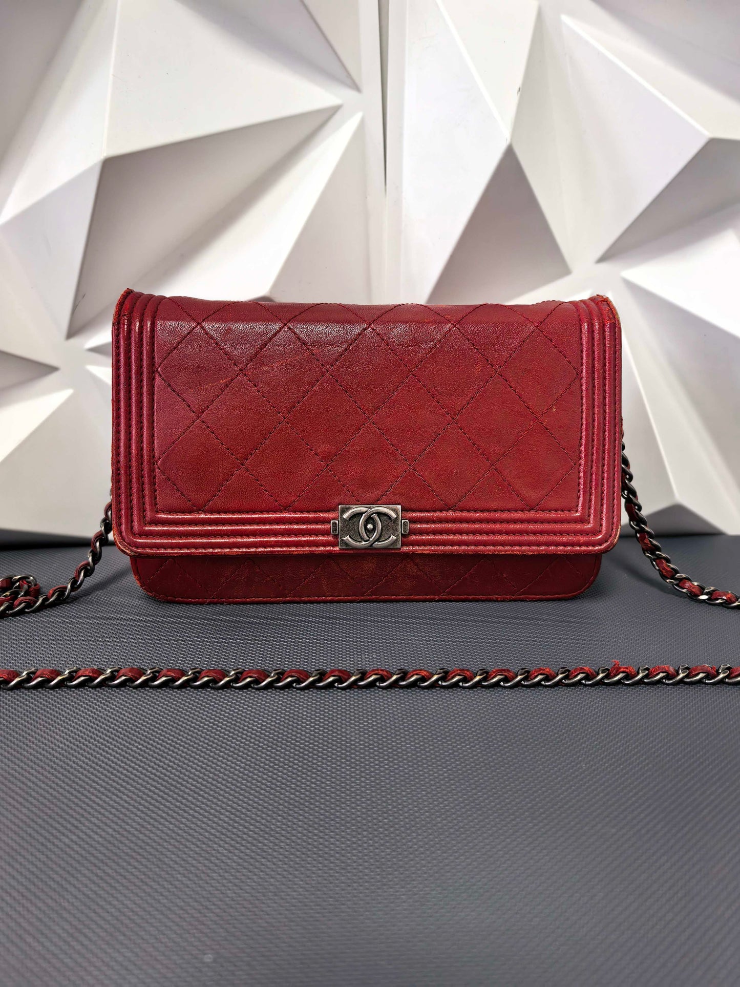 Chanel - Boy - Calfskin - Red - (mini)