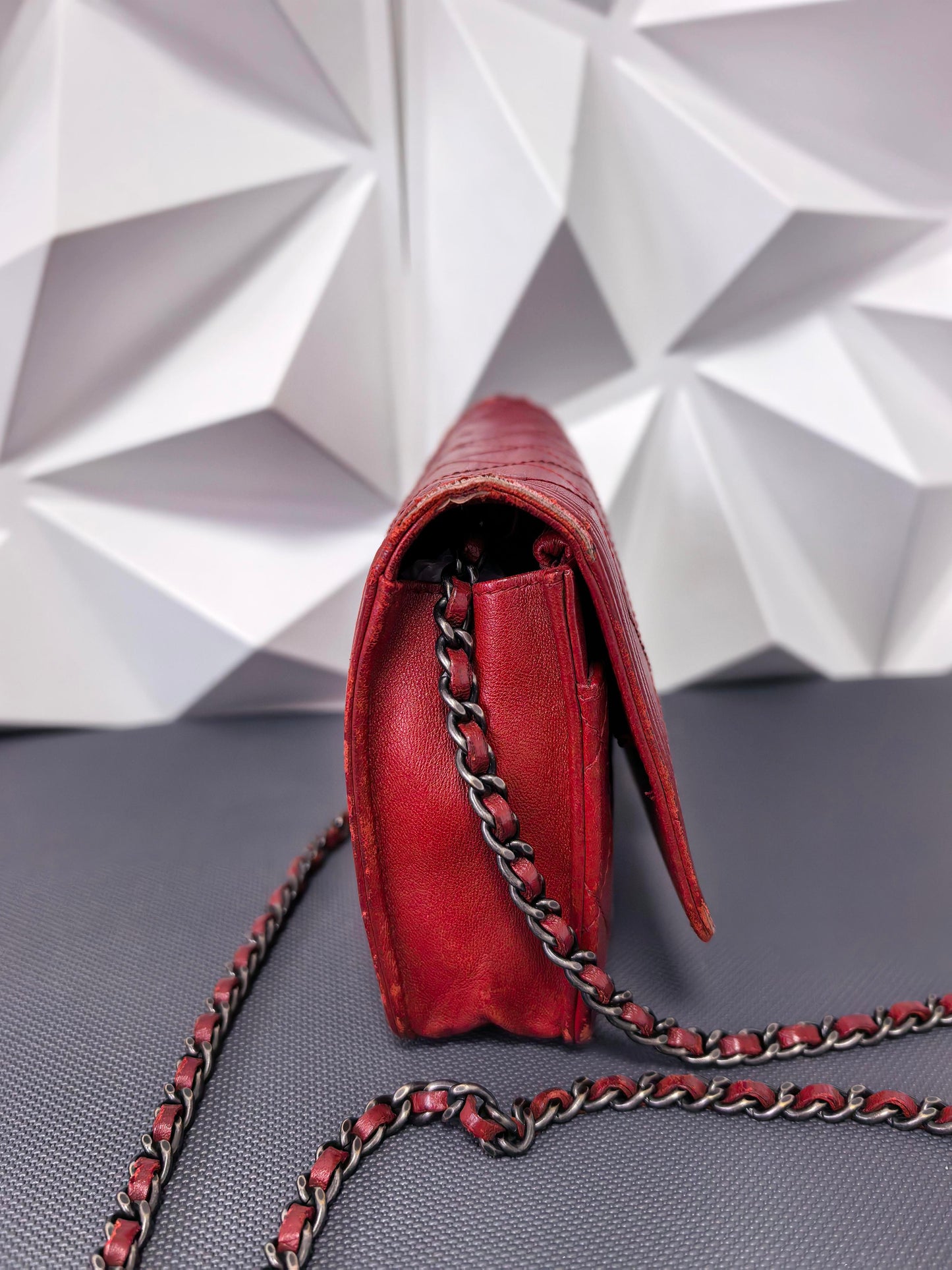 Chanel - Boy - Calfskin - Red - (mini)