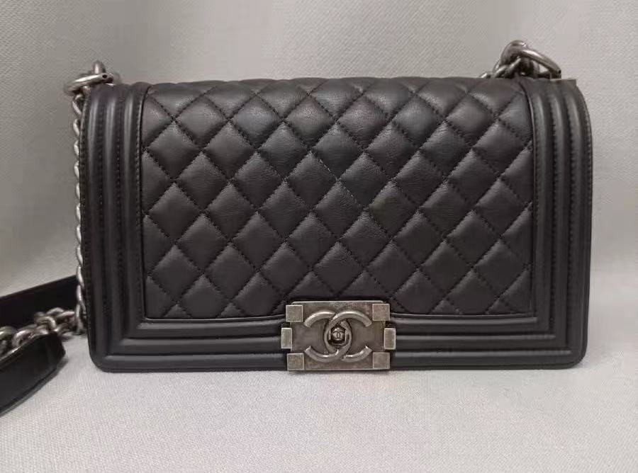 Chanel - Boy Chanel Flap Bag - Calfskin leather - Black - (Medium)