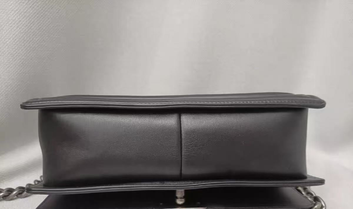 Chanel - Boy Chanel Flap Bag - Calfskin leather - Black - (Medium)