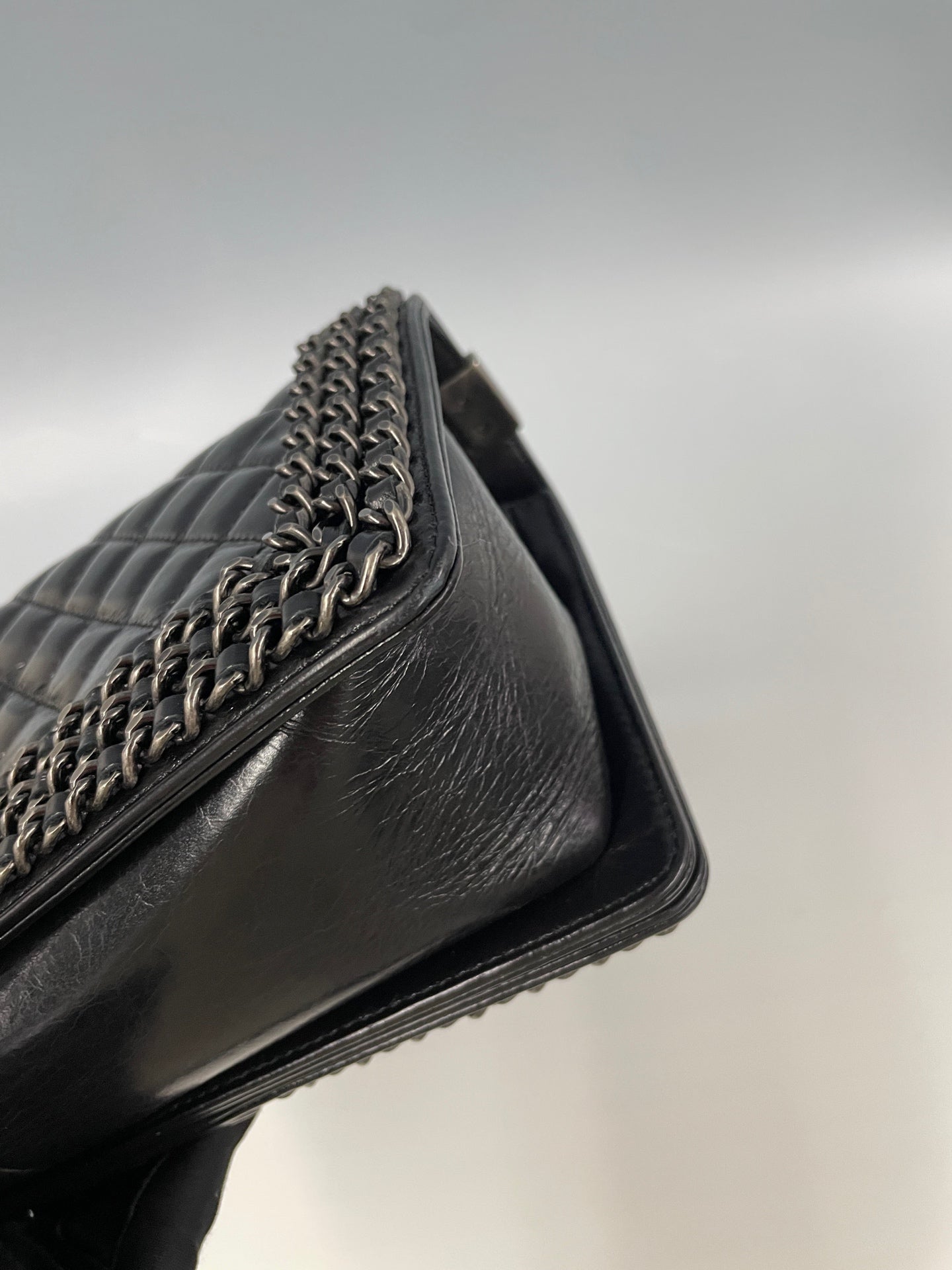 Chanel - Boy Chanel - Leather - Black - (Medium)
