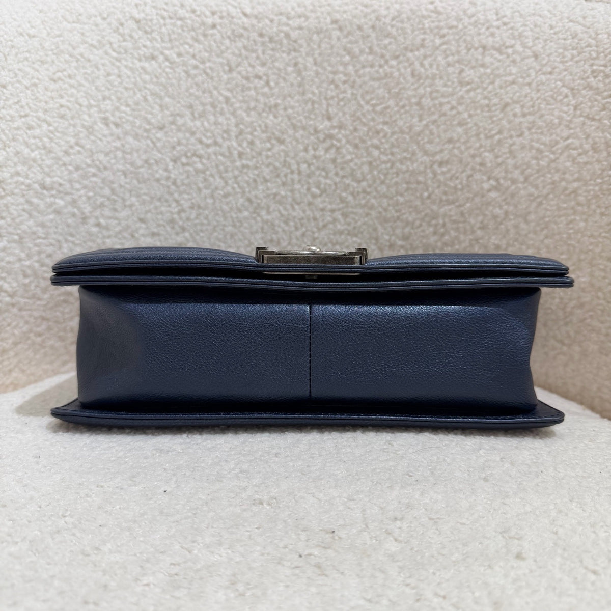 Chanel - Boy Chanel - Leather - Navy - (medium)