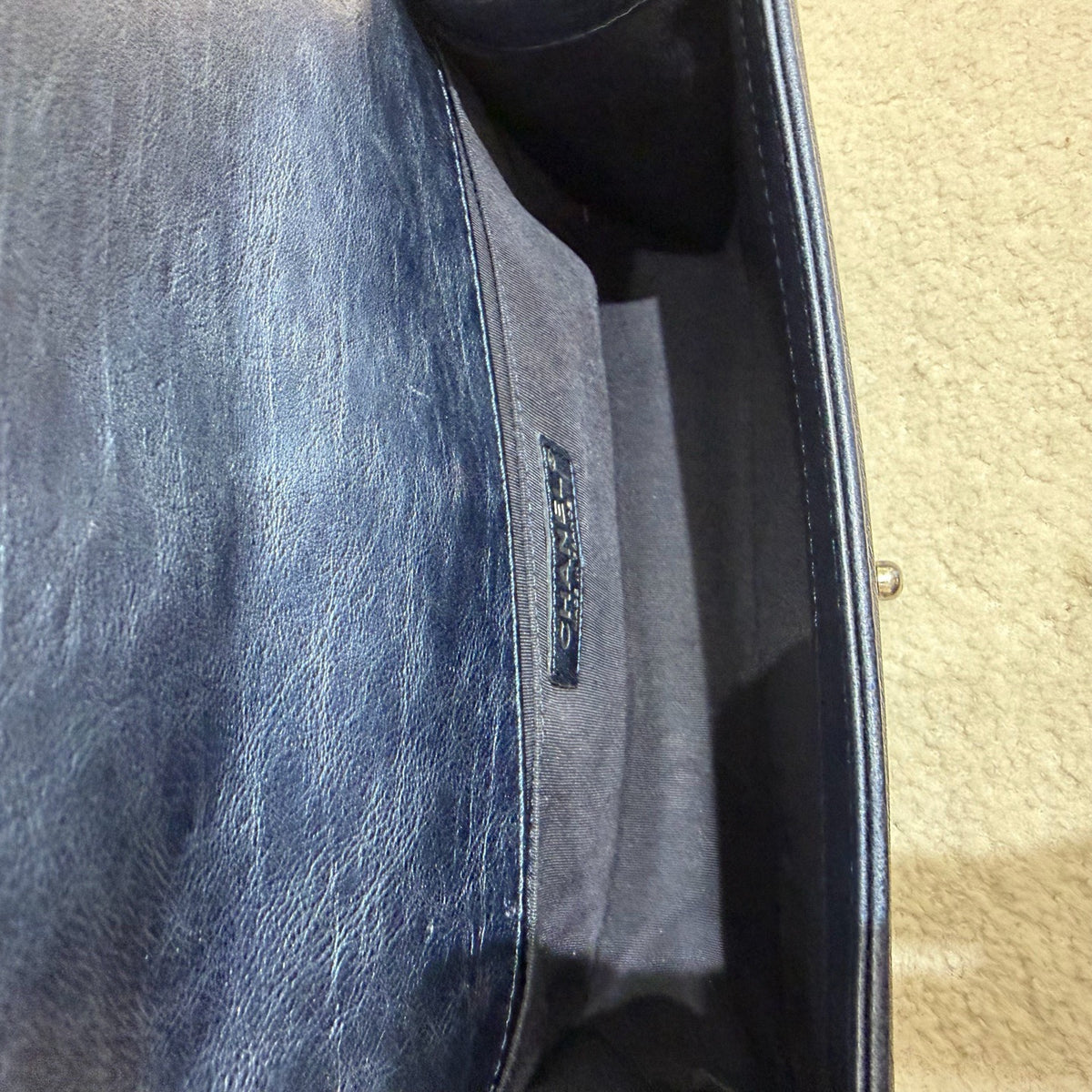 Chanel - Boy Chanel - Leather - Navy - (medium)