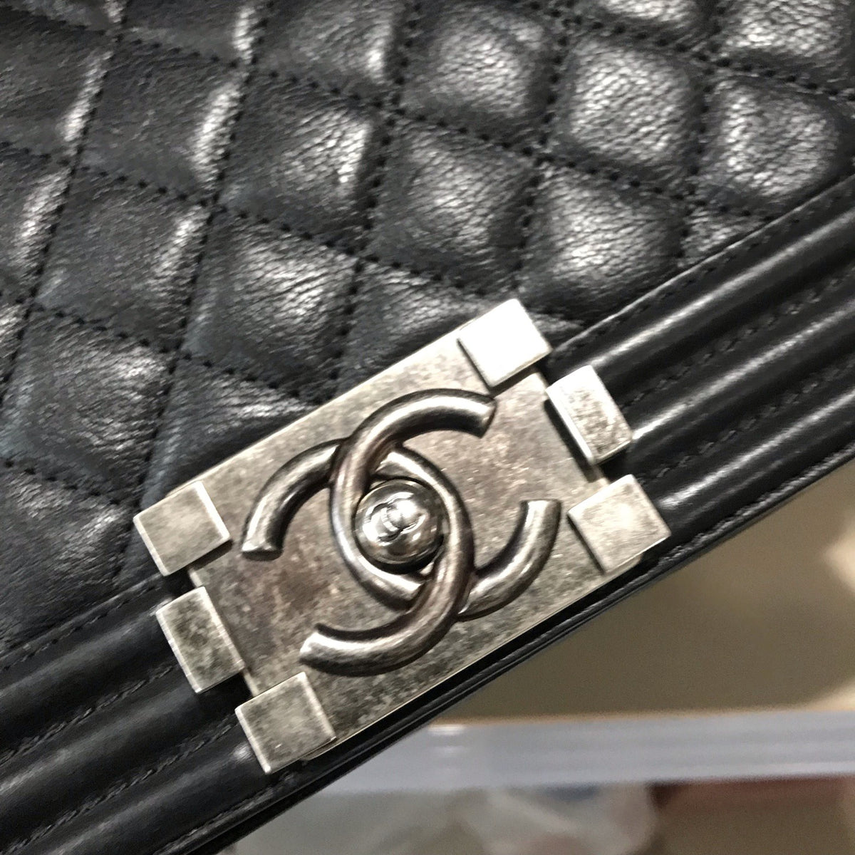 Chanel - Boy Chanel Medium - Leather - Black - (medium)