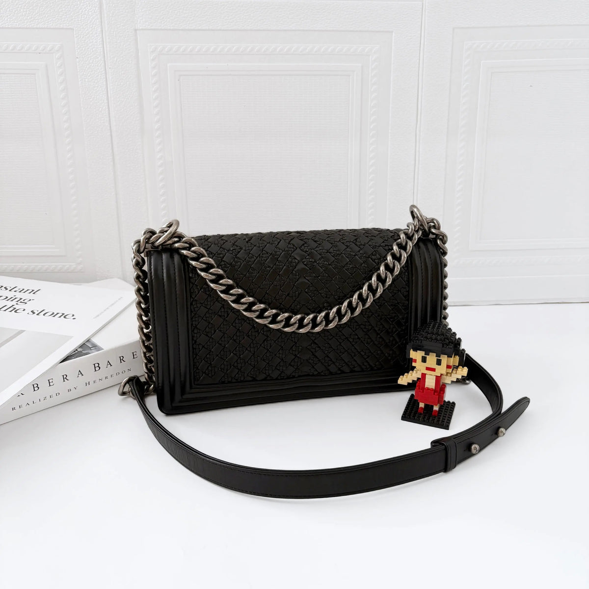 Chanel - Boy Chanel Medium - Leather - Black - (Medium)