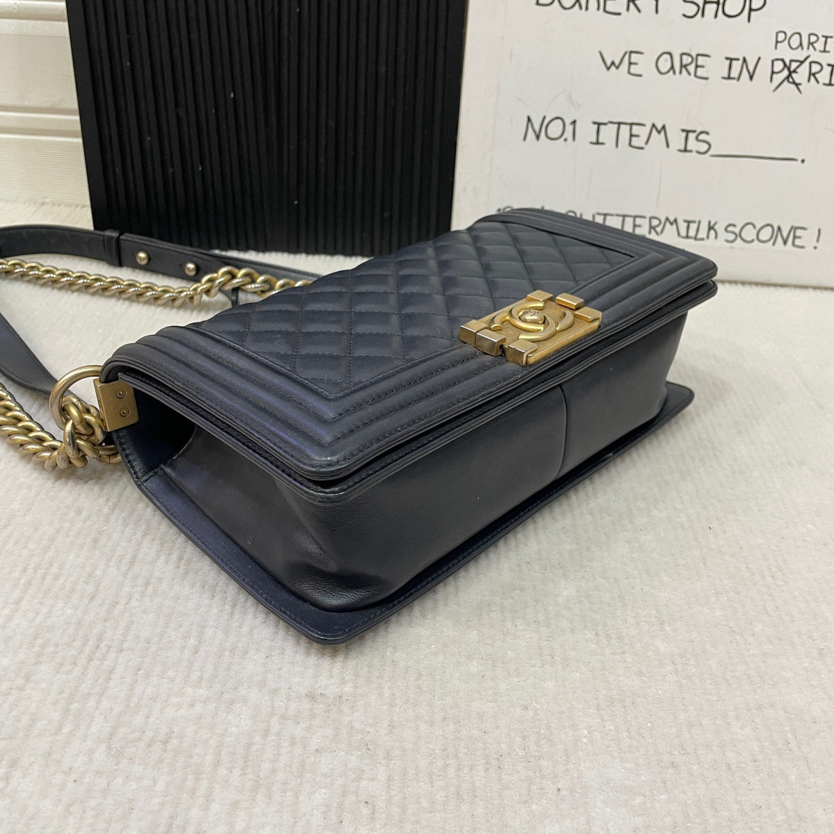 Chanel - Boy Chanel Medium - Leather - Black - (medium)